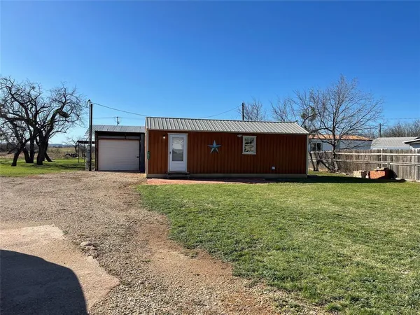 $950 | 7911 South Us Highway, Abilene, TX 79606