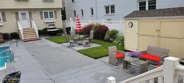 a bathroom with a sink and toilet