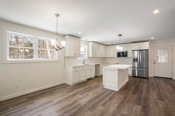$549,000 | 154 Village Road, Shelburne, NH 03581