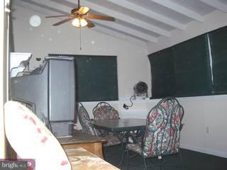 2890 Senak Road Abington, PA 19001 - Photo 4 of 6 Gallery Image 4