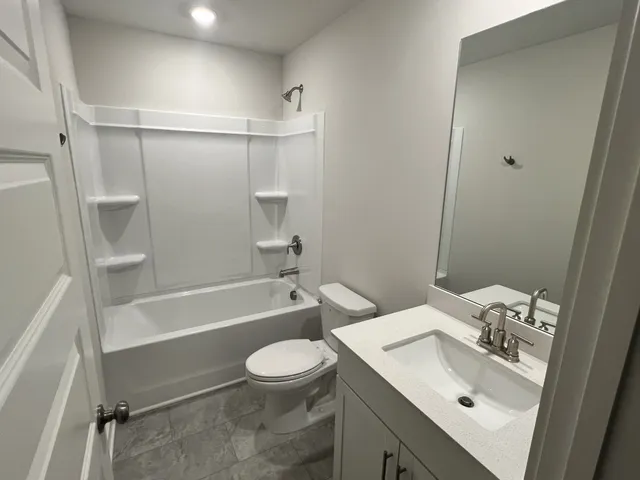 $3,195 | 859 Nightingale Avenue, Hendersonville, TN 37075