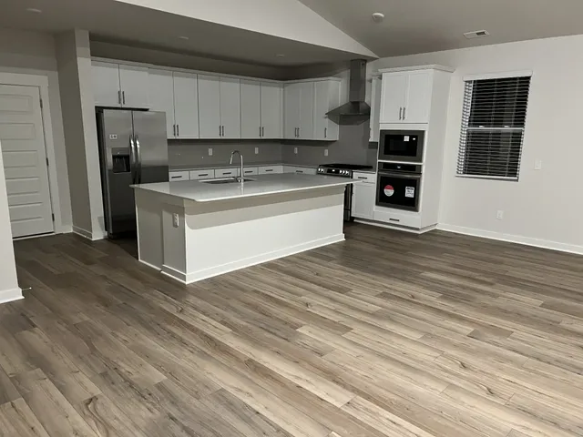 $3,195 | 859 Nightingale Avenue, Hendersonville, TN 37075