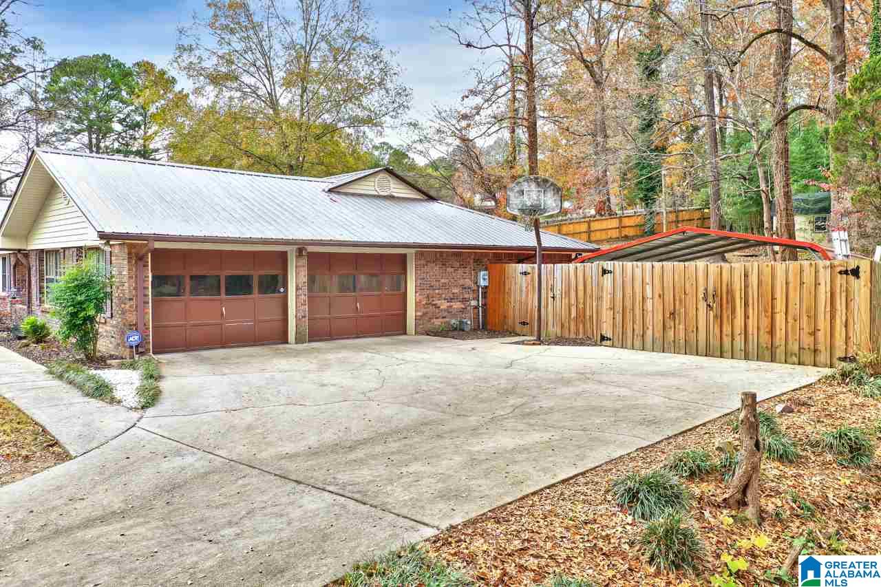 2670 Chandalar Lane Pelham, AL 35124 - Photo 4 of 27