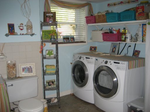 121 Gayle Road Southwest Knoxville, TN 37922 - Photo 17 of 29 Laundry Room w/Half Bath