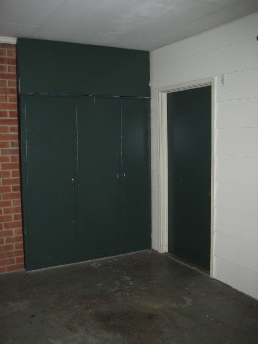121 Gayle Road Southwest Knoxville, TN 37922 - Photo 28 of 29 Garage Cabinets