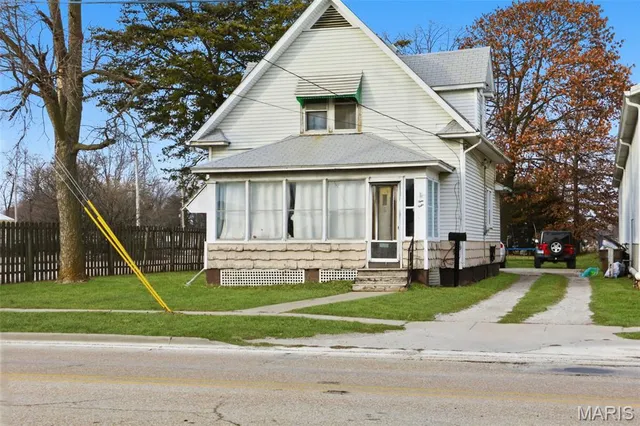 $125,000 | 712 West Main Street, Carlinville, IL 62626