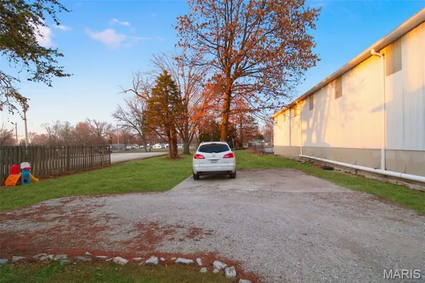 $125,000 | 712 West Main Street, Carlinville, IL 62626