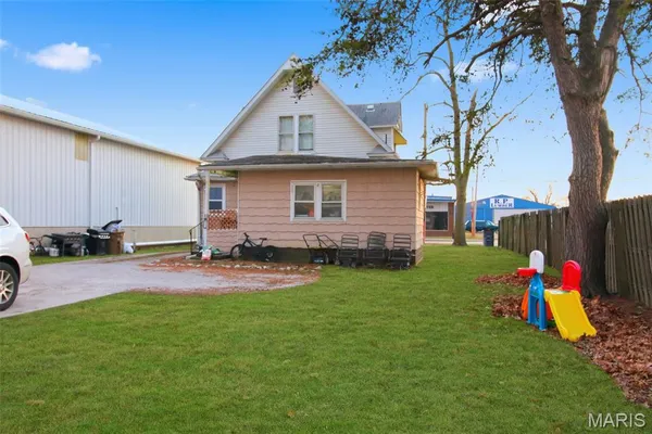 $125,000 | 712 West Main Street, Carlinville, IL 62626
