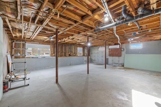 $475,000 | 18 Plymouth Drive, Biddeford, ME 04005