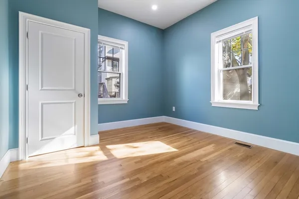 $2,600 | 51 Mansfield Street, Unit 51, Everett, MA 02149