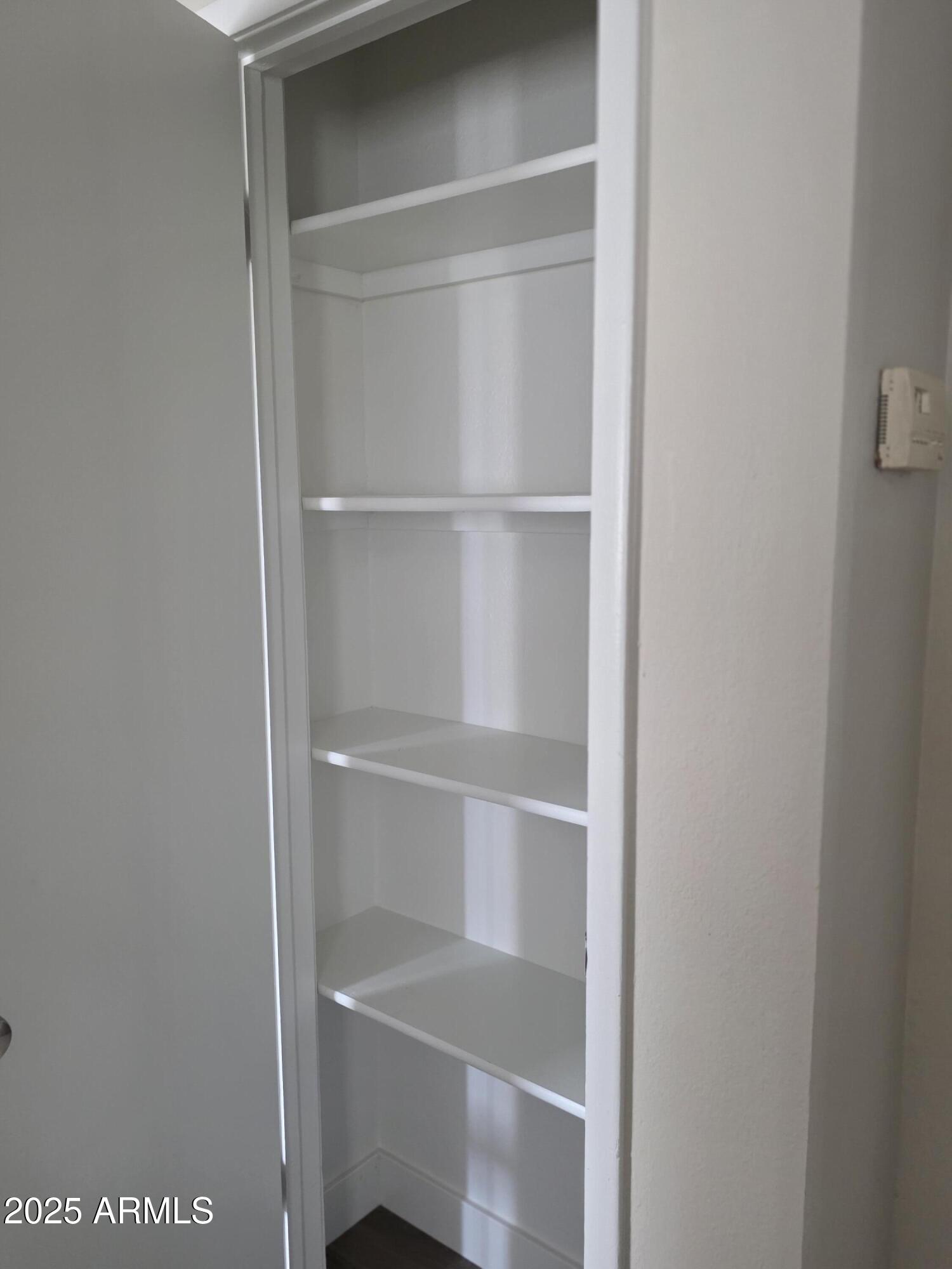 731 Elm Lane Eagar, AZ 85925 - Photo 17 of 26 a room with a closet