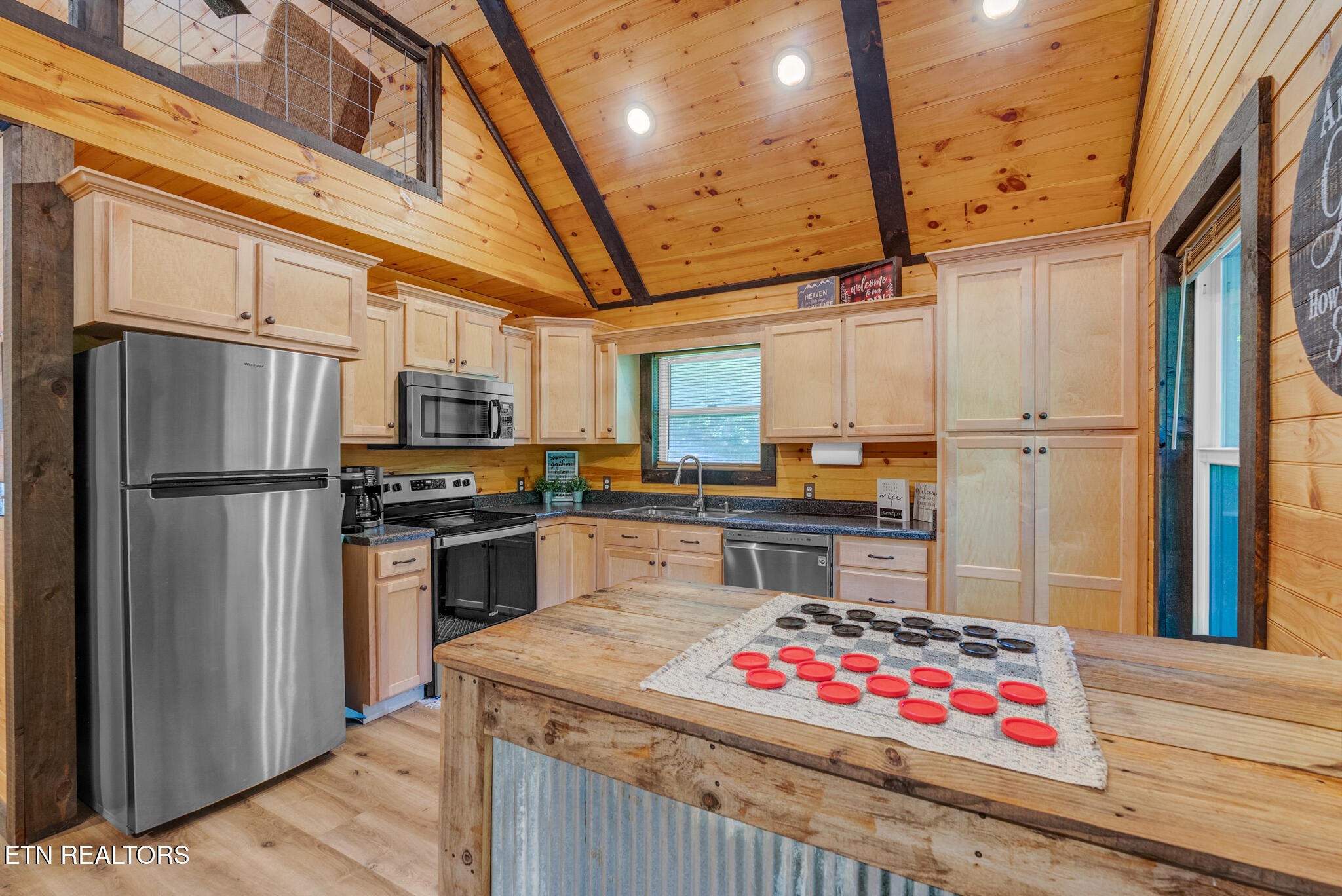 762 Edd Linder Road Jamestown, TN 38556 - Photo 15 of 31 Gallery Image 15