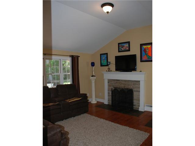 2570 Canterbury Road Columbus, OH 43221 - Photo 12 of 25