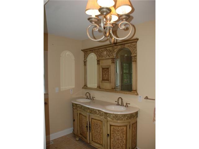 2570 Canterbury Road Columbus, OH 43221 - Photo 20 of 25