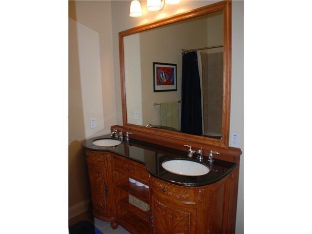 2570 Canterbury Road Columbus, OH 43221 - Photo 22 of 25