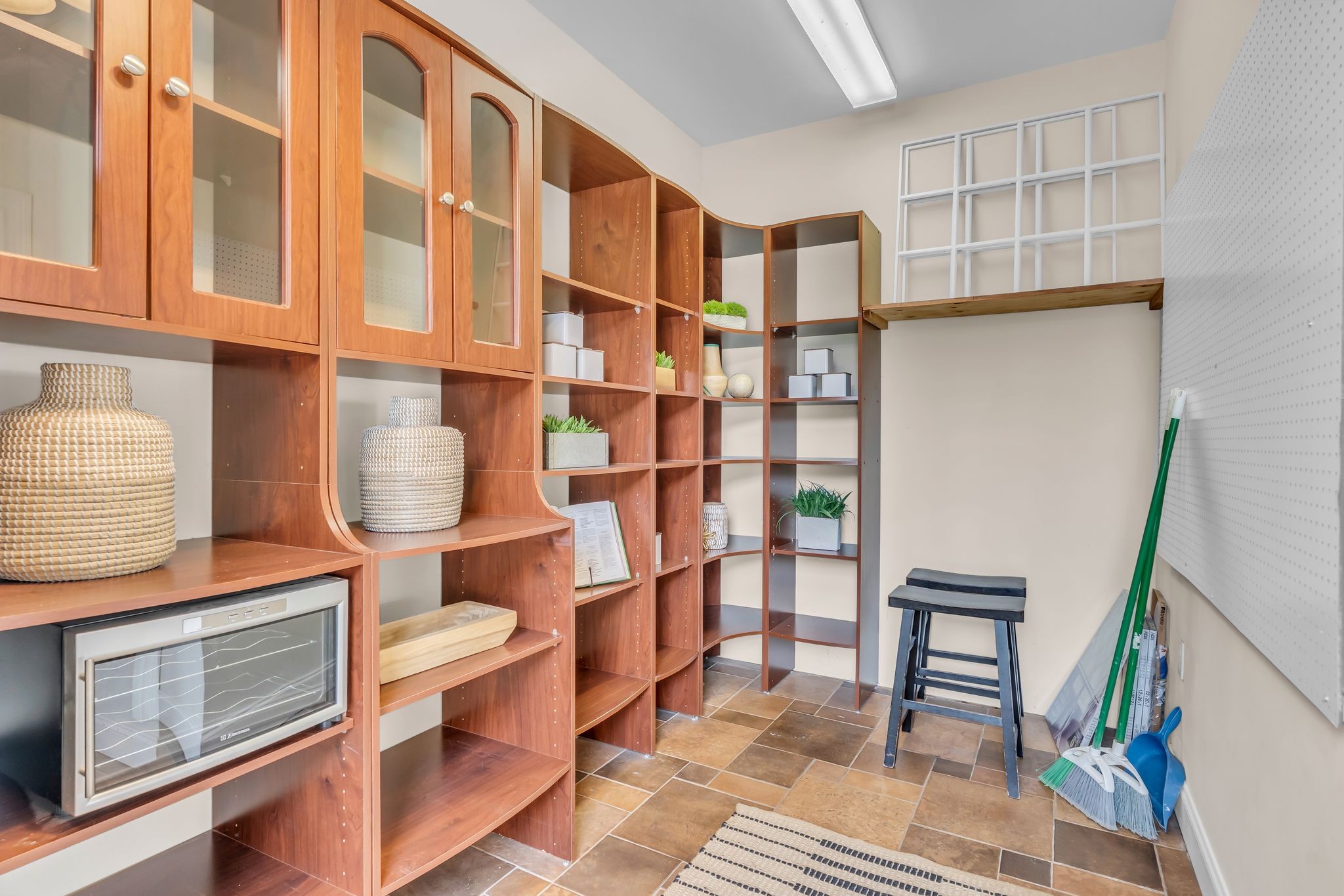 6307 Ramsgate Court Brentwood, TN 37027 - Photo 45 of 99 a view of wooden floor and chairs in a room