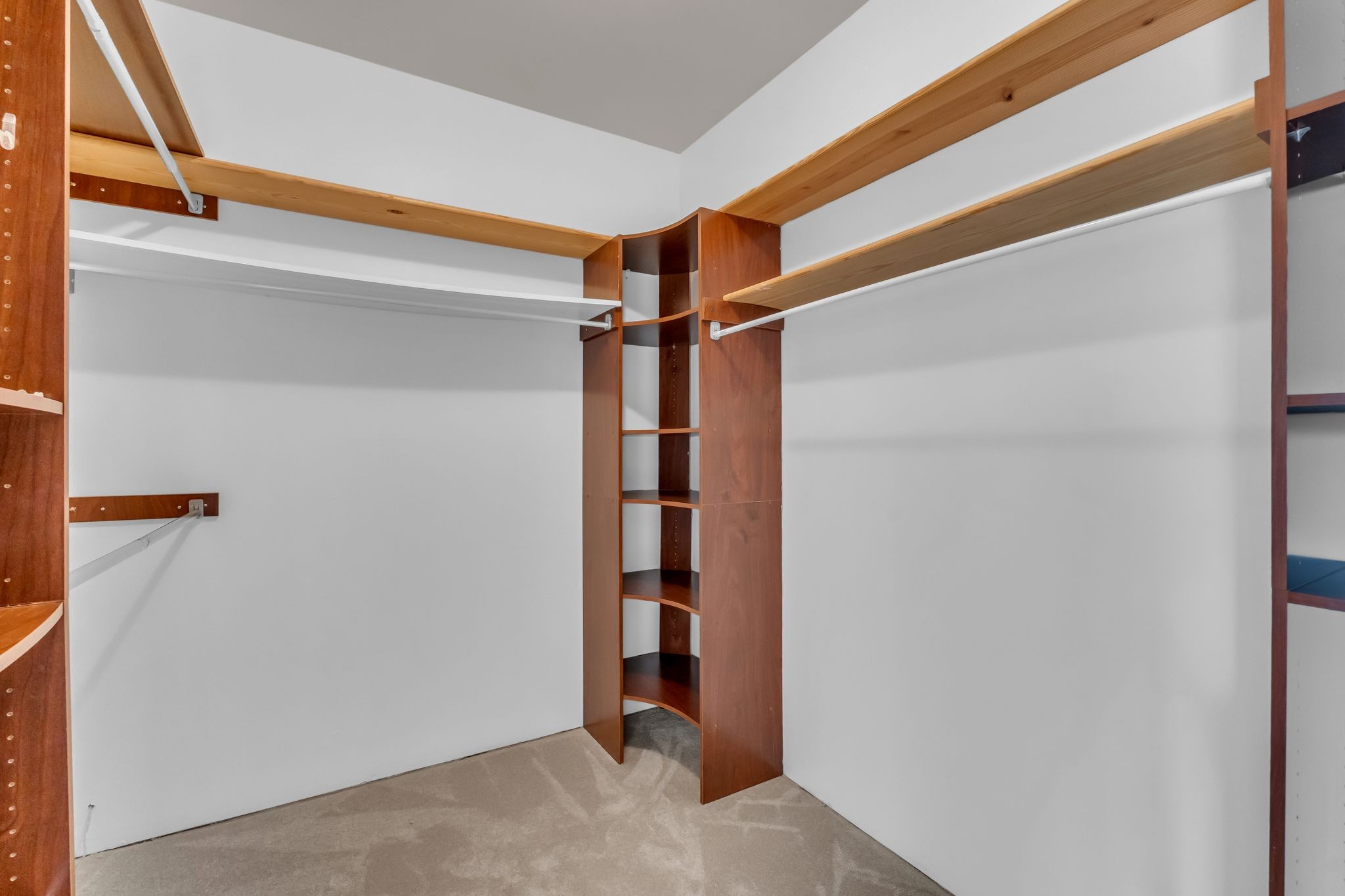 6307 Ramsgate Court Brentwood, TN 37027 - Photo 51 of 99 a view of an empty room