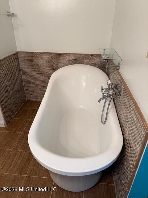 701 Liles Road Holly Springs, MS 38635 - Photo 8 of 9 tub in bath