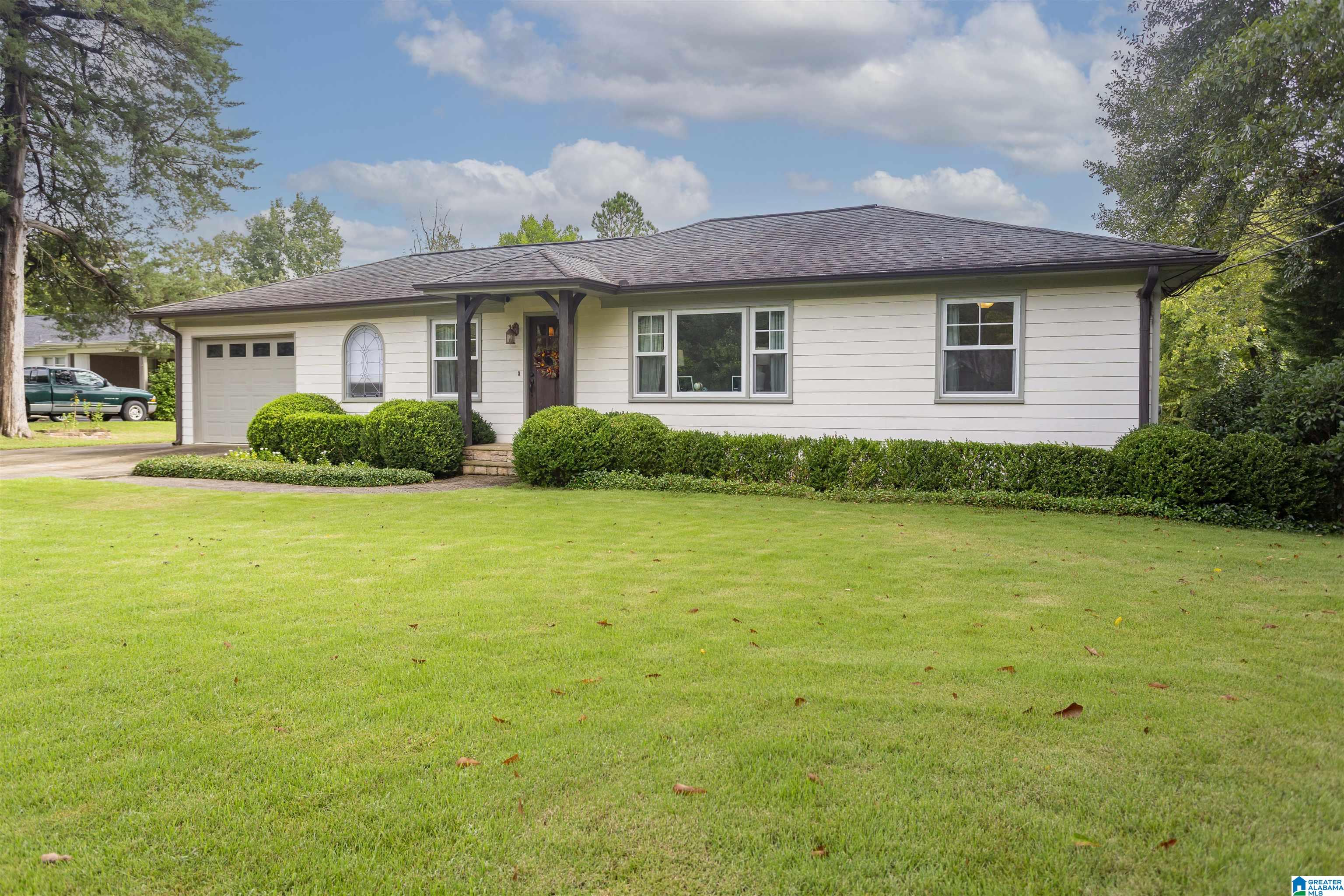 3313 Ridgely Circle Birmingham, AL 35243 - Photo 3 of 45