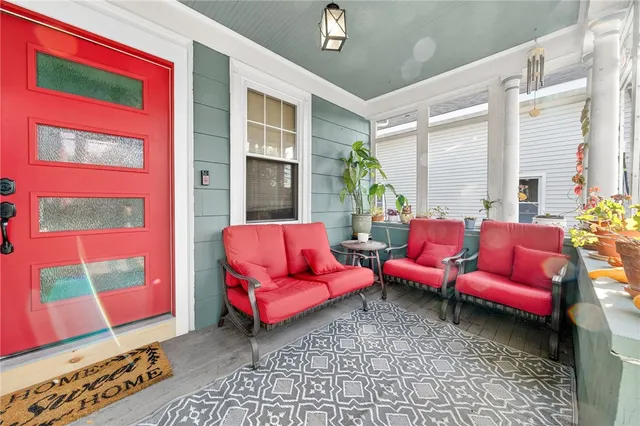 $459,999 | 536 Willett Avenue, East Providence, RI 02915