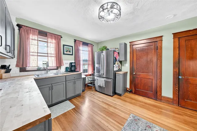 $459,999 | 536 Willett Avenue, East Providence, RI 02915