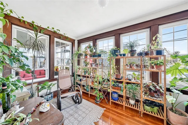 $459,999 | 536 Willett Avenue, East Providence, RI 02915