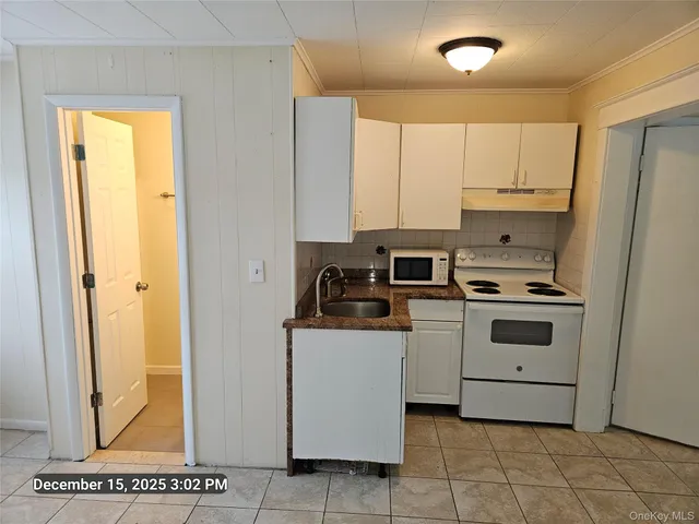 $2,450 | 1 Beech Drive, Unit 5, Ronkonkoma, NY 11779