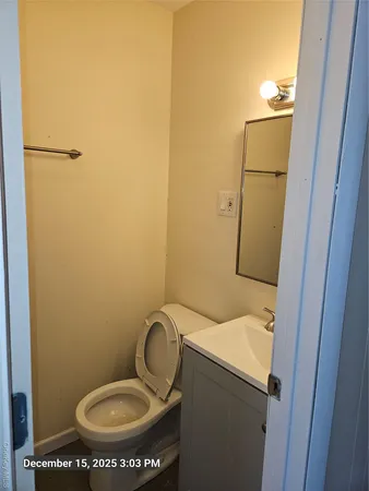 $2,300 | 1 Beech Drive, Unit 5, Ronkonkoma, NY 11779