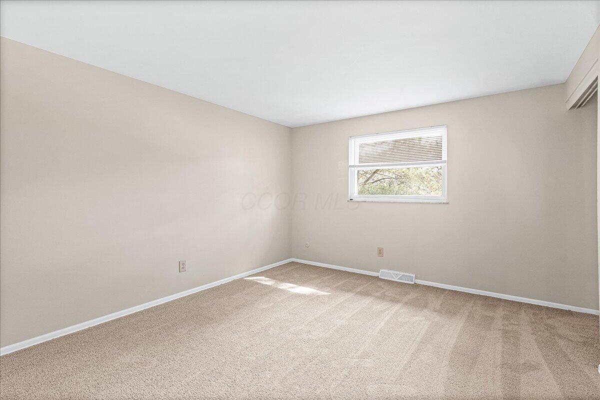 699 Hillsdowne Road, Unit AD Westerville, OH 43081 - Photo 17 of 24