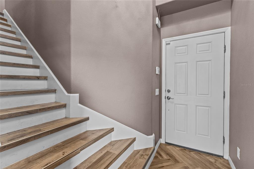 11754 Tempest Harbor Loop Venice, FL 34292 - Photo 4 of 56 a view of entryway