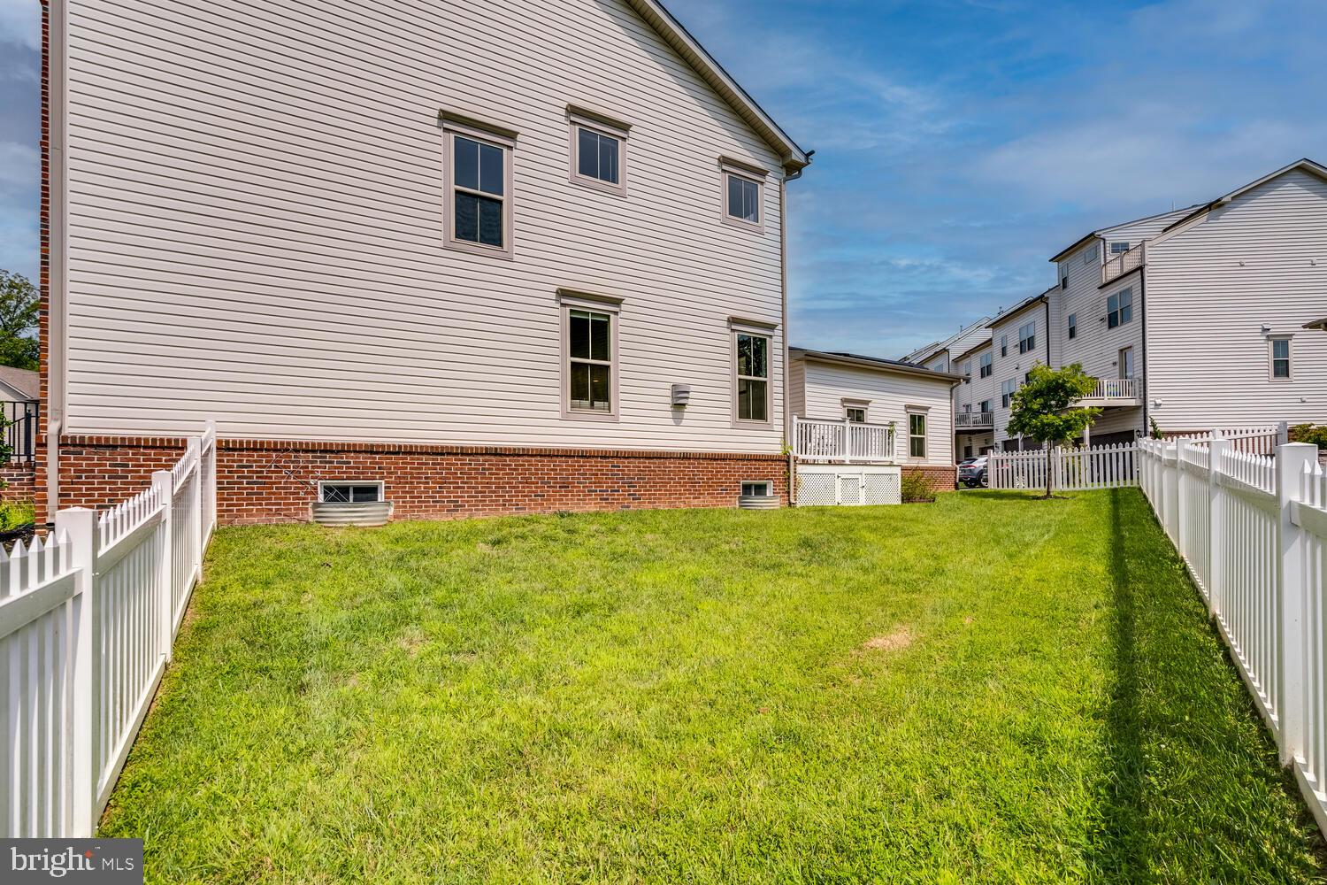 13518 Redspire Drive Silver Spring, MD 20906 - Photo 51 of 84 Exterior Rear