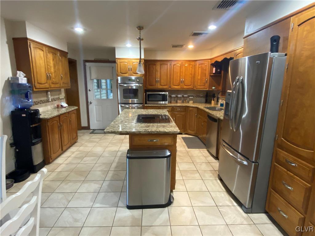 3229 Blue Ridge Drive Bethlehem, PA 18020 - Photo 15 of 42 Gallery Image 15