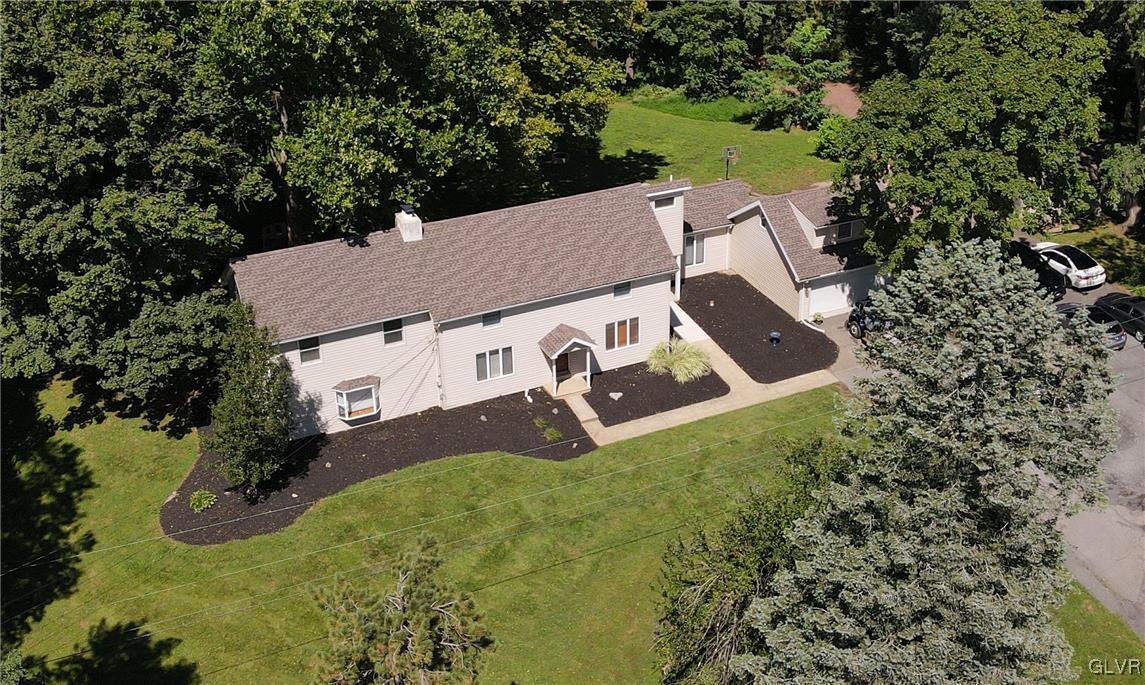 3229 Blue Ridge Drive Bethlehem, PA 18020 - Photo 5 of 42 Gallery Image 5