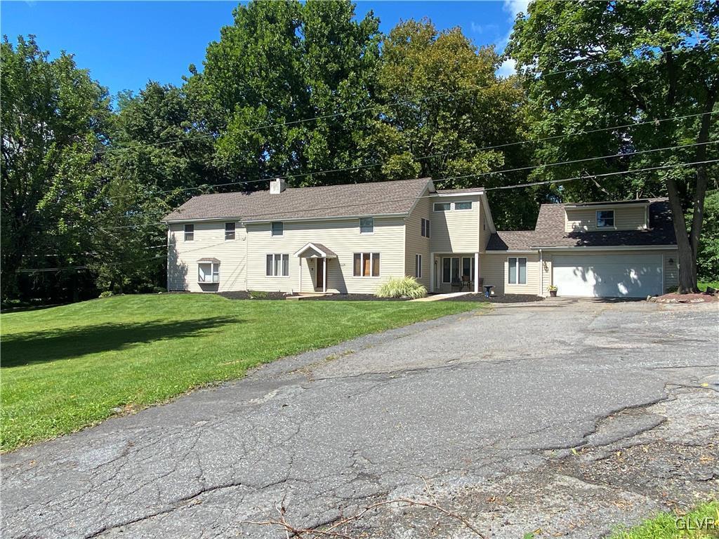 3229 Blue Ridge Drive Bethlehem, PA 18020 - Photo 8 of 42 Gallery Image 8