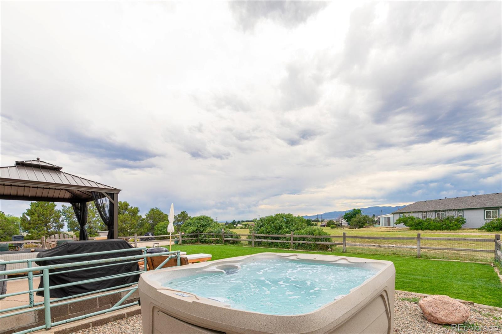 11170 Peaceful Valley Road Colorado Springs, CO 80925 - Photo 9 of 43