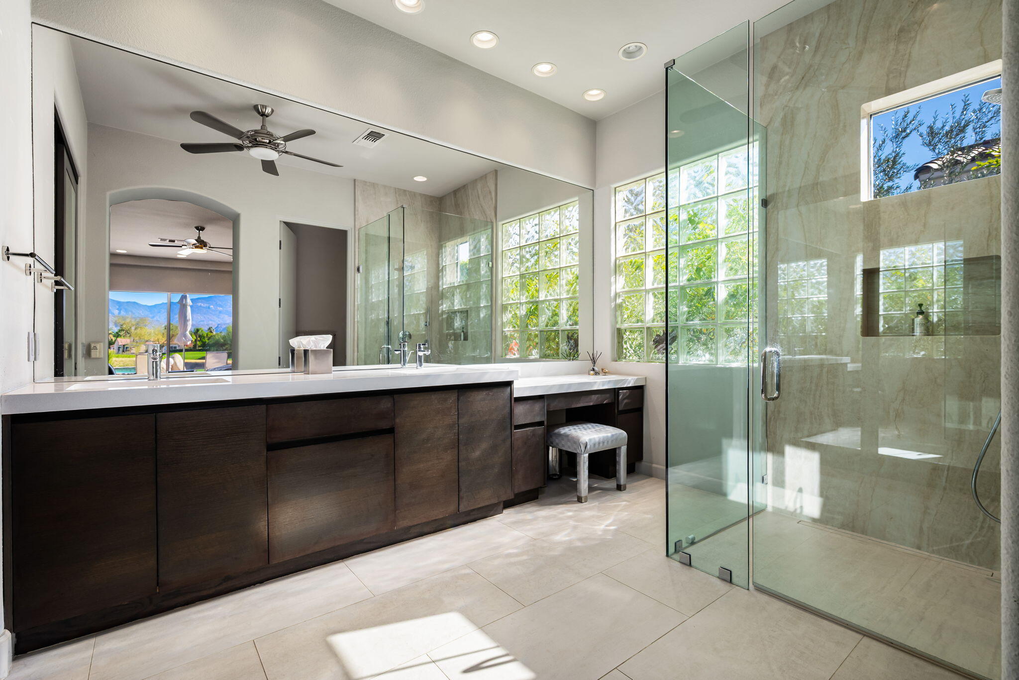 196 Loch Lomond Road Rancho Mirage, CA 92270 - Photo 26 of 51 66-web-or-mls-JBLoch_OPMG_0226_066
