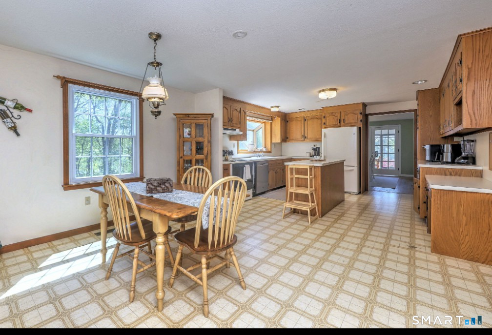 120 Catering Road Wolcott, CT 06716 - Photo 13 of 21