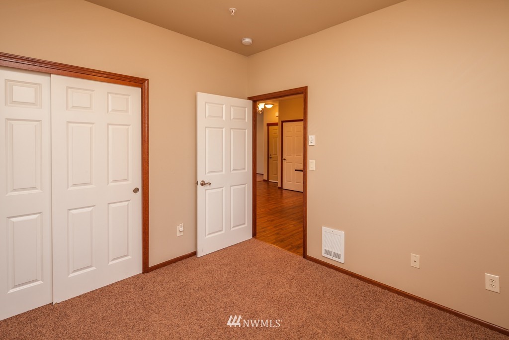660 Telegraph Road, Unit B101 Bellingham, WA 98226 - Photo 11 of 15 Gallery Image 11