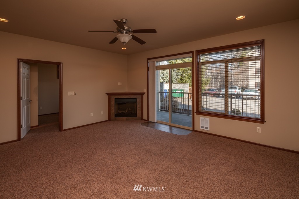 660 Telegraph Road, Unit B101 Bellingham, WA 98226 - Photo 3 of 15 Gallery Image 3