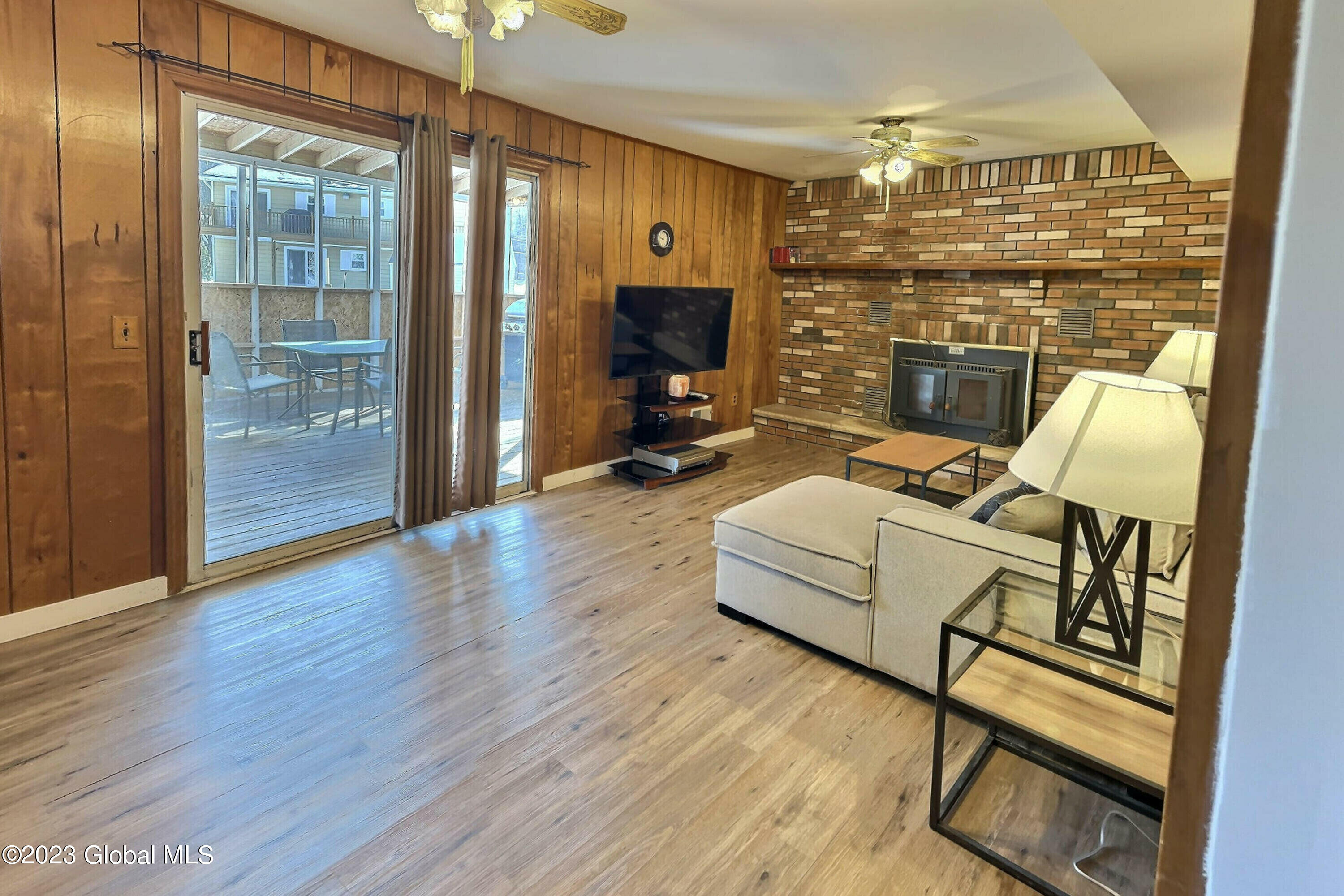848 Warner Road Schenectady, NY 12309 - Photo 8 of 26 848 Family Room 3