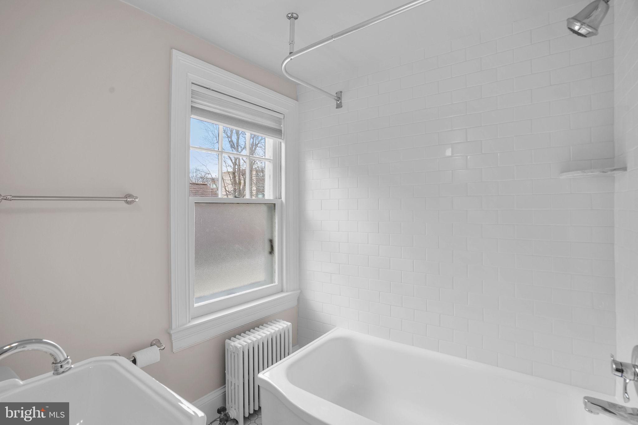 406 Silver Spring Avenue Silver Spring, MD 20910 - Photo 33 of 41