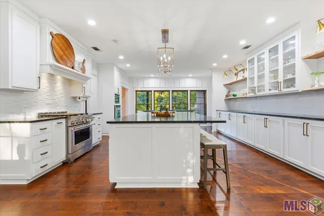 $982,800 | 6717 Oak Cluster Drive, Greenwell Springs, LA 70739