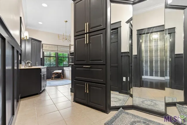 $982,800 | 6717 Oak Cluster Drive, Greenwell Springs, LA 70739