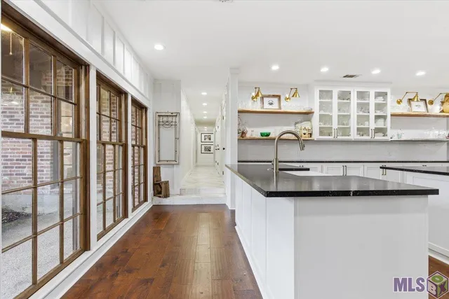 $982,800 | 6717 Oak Cluster Drive, Greenwell Springs, LA 70739