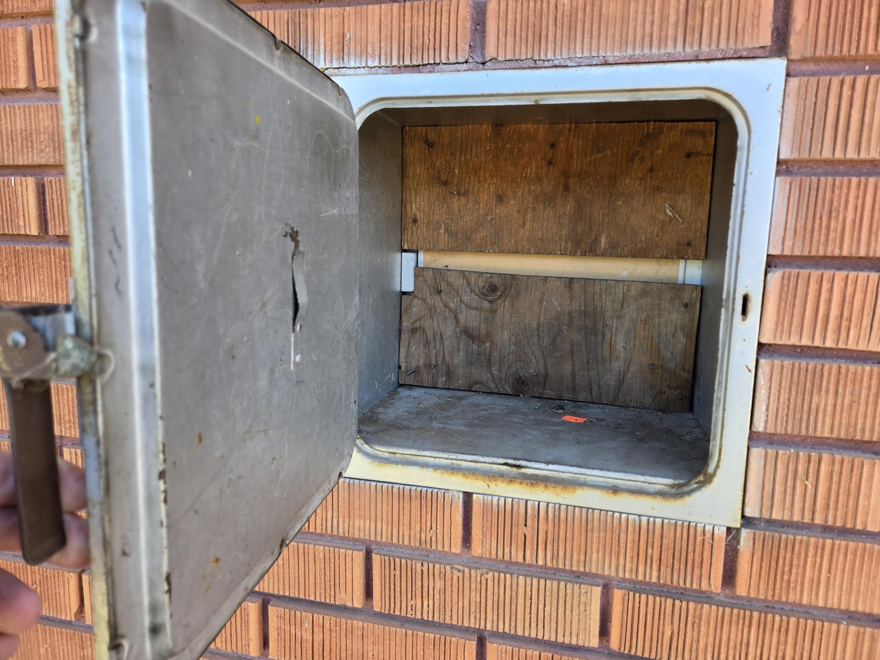 3414 Fowler Avenue Ogden, UT 84403 - Photo 37 of 39 milk chute 2