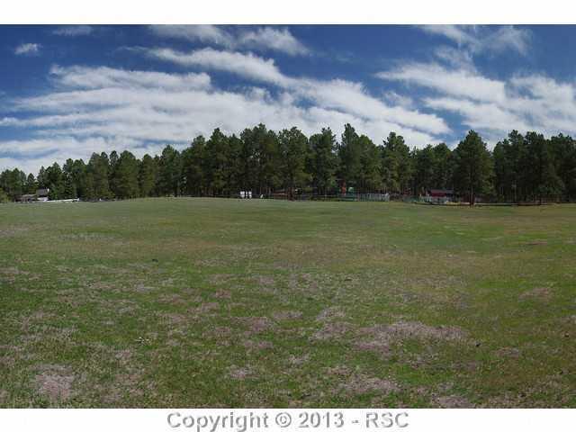 7055 Wildridge Road Colorado Springs, CO 80908 - Photo 4 of 25 Gallery Image 4
