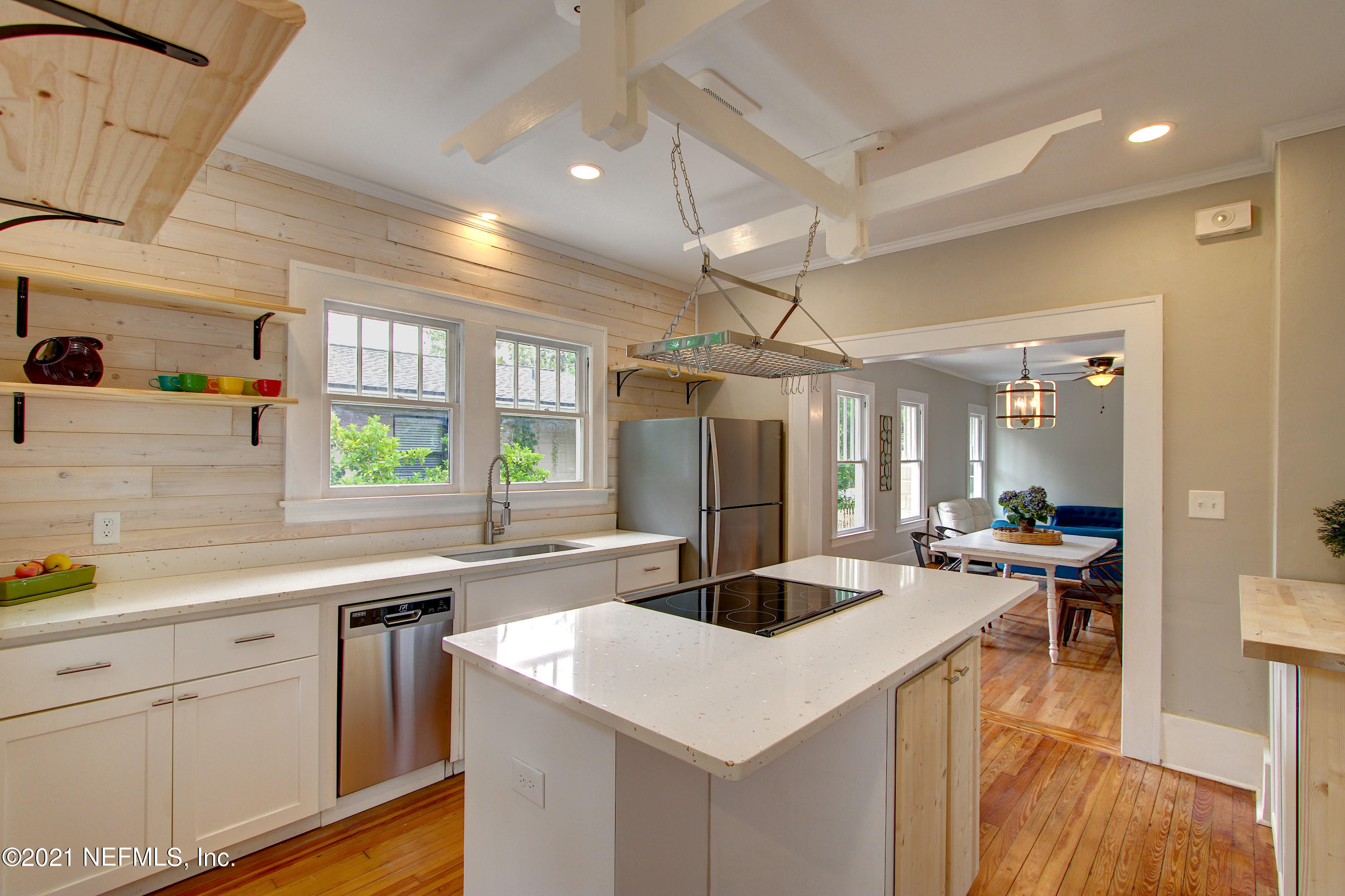 3895 Valencia Road Jacksonville, FL 32205 - Photo 12 of 31 Kitchen