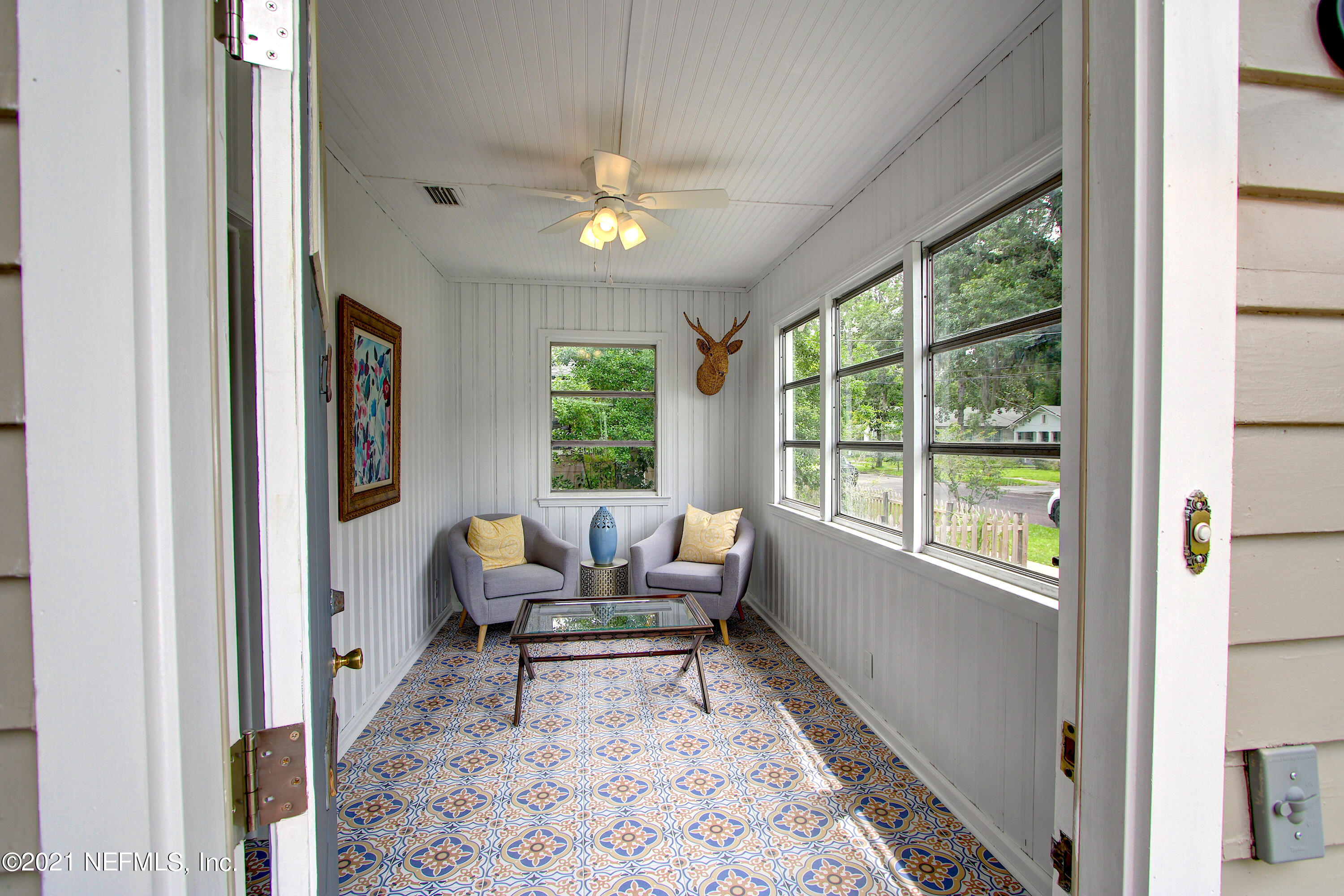 3895 Valencia Road Jacksonville, FL 32205 - Photo 4 of 31 Front Door to Sunroom