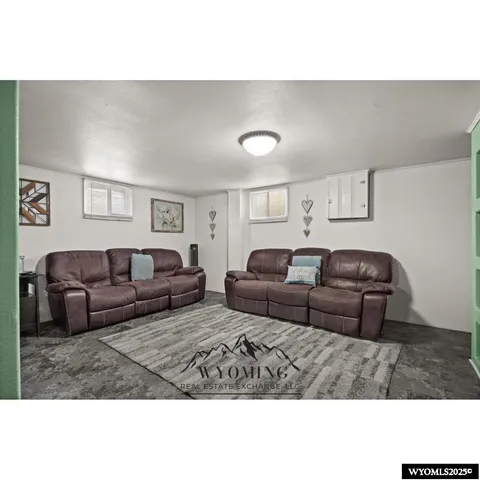 $275,000 | 2448 Cheesbrough Way, Casper, WY 82609