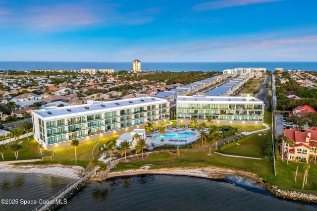 $899,999 | 225 Strand Drive, Unit 305, Melbourne Beach, FL 32951